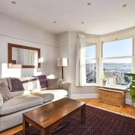 2 Bed In Oc-r32284 Ferienhaus Kendal